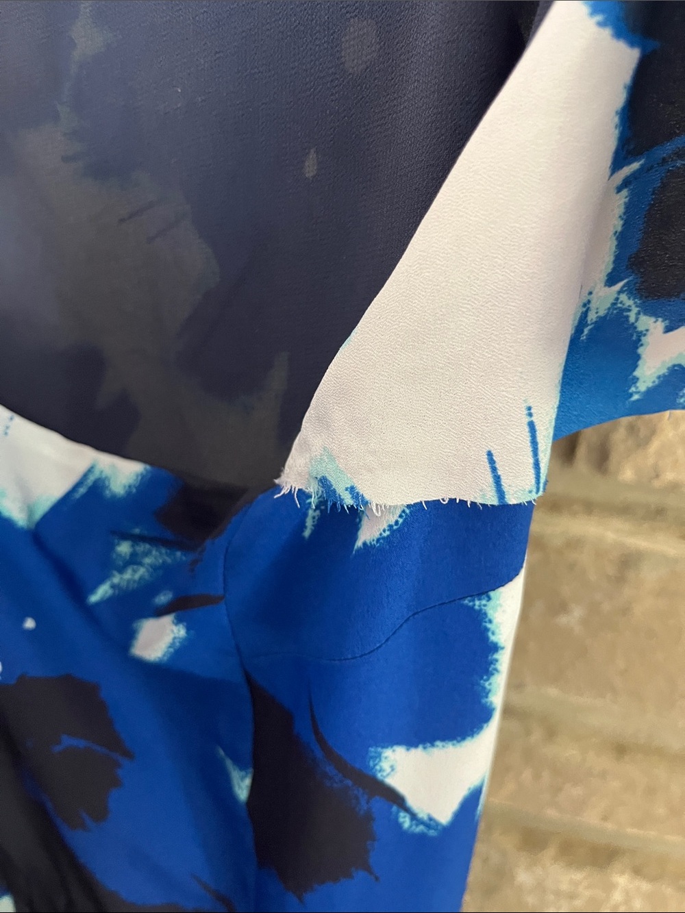 Banana Republic Blue, Black, and White Floral Print Pleated Dress Size 14 - Picture 14 of 15